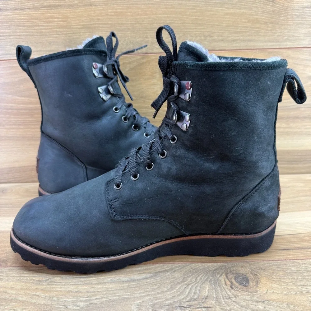 UGG Hannen Boots Mens 9.5 Black Nubuck Waterproof Lace Up Shearling Fur Lined